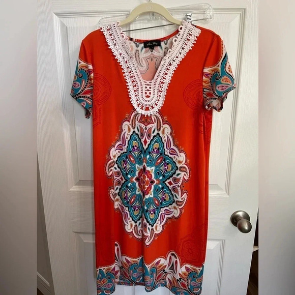 WOMEN MELISSA PAGE MULTICOLOR PATTERN DRESS SZ Medium Boho resort embroidered - Picture 1 of 5